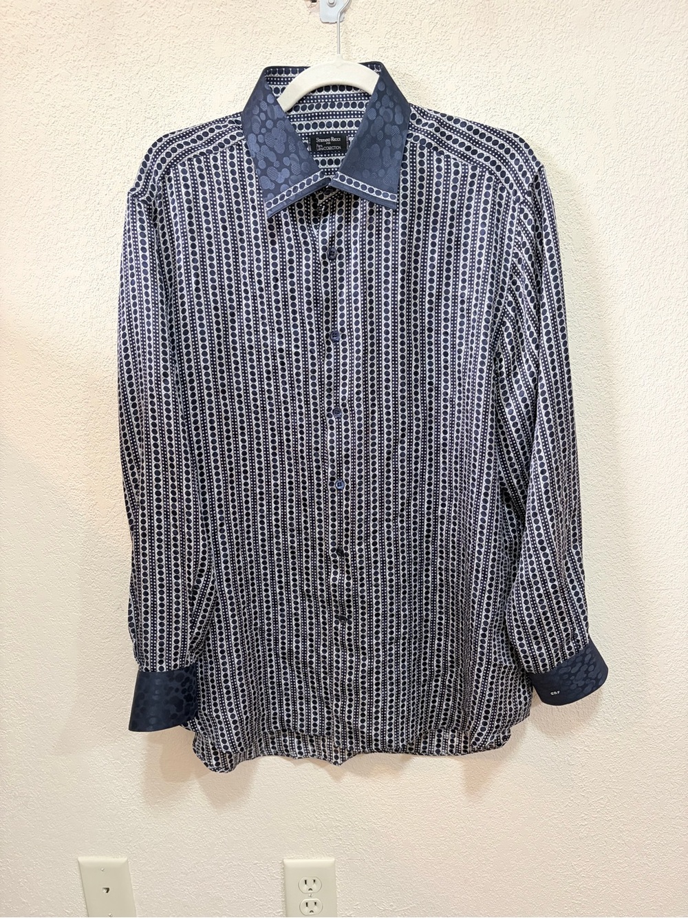 Stefano Ricci for Park Lane Collection 100% Silk Geometric Button Italy